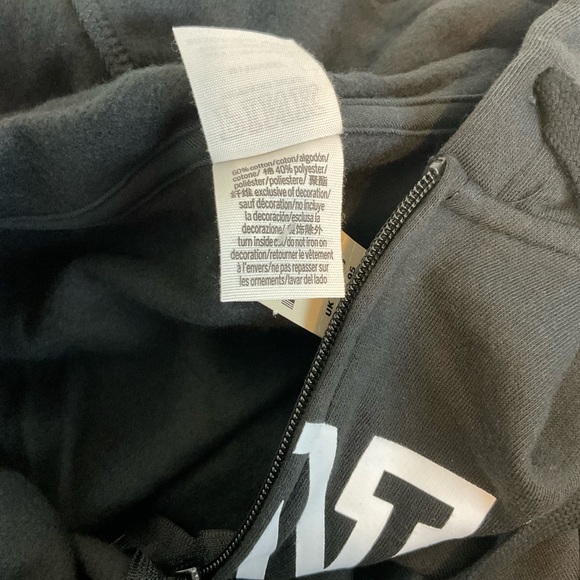 PINK Victoria's Secret Logo Black Hoodie - Picture 8 of 11